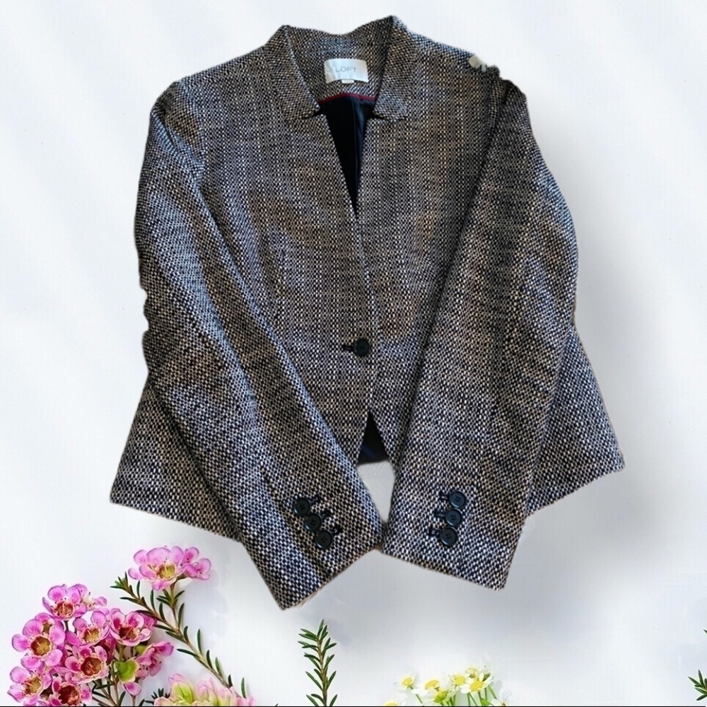 •LOFT• Blazer✨